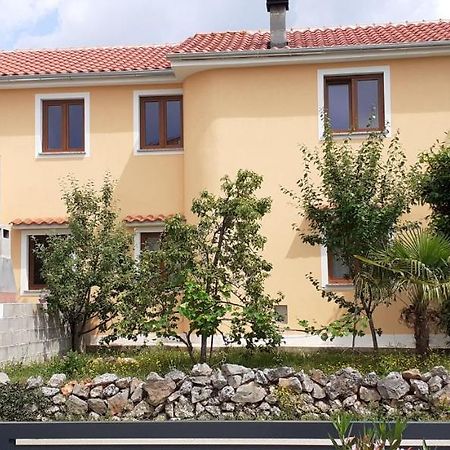 Appartamento Apartman Paola Malinska Esterno foto
