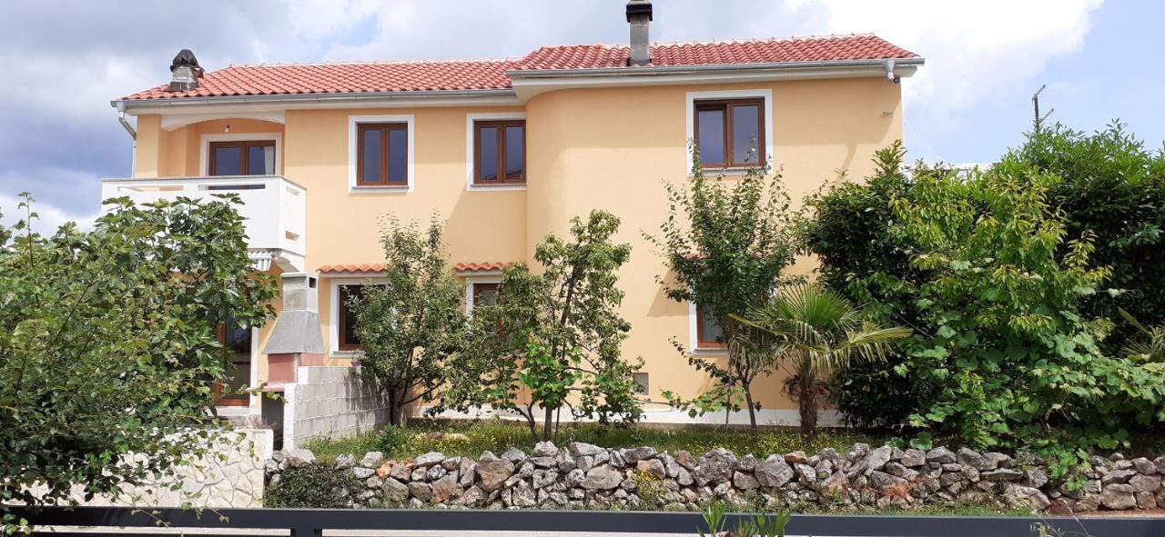 Appartamento Apartman Paola Malinska Esterno foto