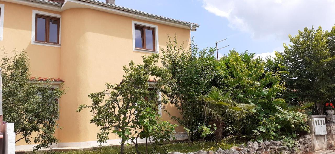Appartamento Apartman Paola Malinska Esterno foto